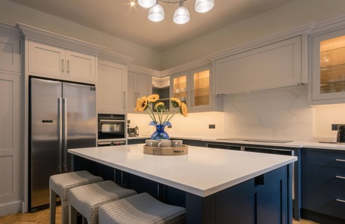 Barrow Gurney House | Grand Manor House In Bristol & Parking For Groups - Simply Check In