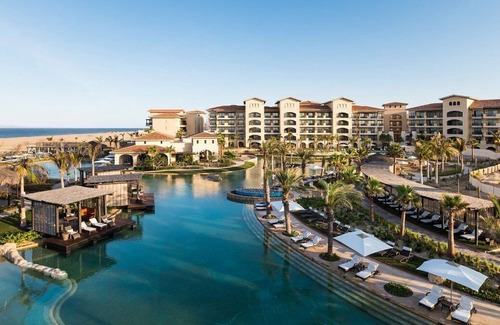 Los Cangrejos II y III Resort | Grand Master Suite at a beautiful resort just north of down town Cabo San Lucas.