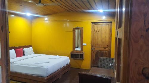 Palolem Resort | Grand palolem- cottages and cafe'