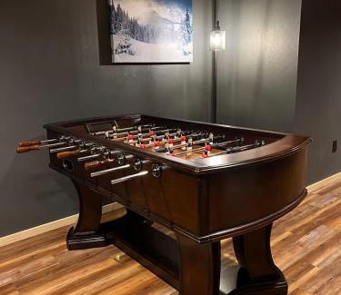 Trapper Creek Villa | Grand Spruce Lodge