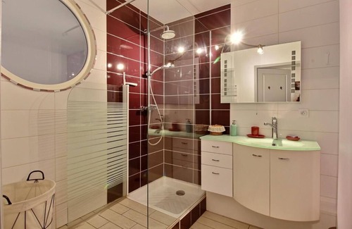 Etrembieres Apartment | Grand T2 charming and warm.