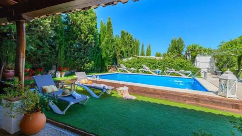 Chimeneas Villa | Grand Villa in Chimeneas, pool