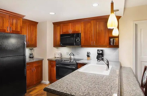 Waikiki Condo | Grand Waikikian, a Hilton Grand Vacations Club - 2 Bedroom - 2BD