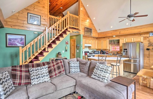 Windham Cabin | Grand Windham Retreat w/Fire Pit & Game Room