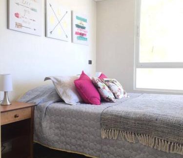 Playa Ancha Apartment | Grande Departamento, Frente al Mar, Equipado.