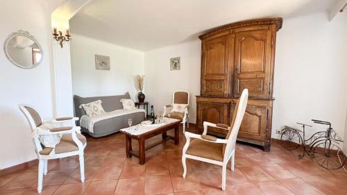 Ferrieres-la-Verrerie House | Grande maison de campagne Les Sorans