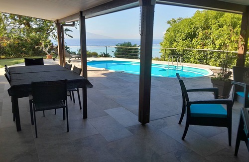 Teavaro House | Grande Maison Avec vue mer et Piscine, à Moorea Polynésie Française