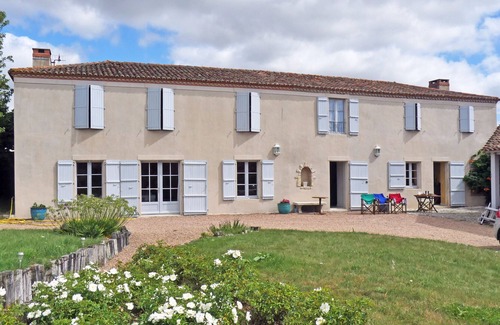 Angles House | Grande Maison de Village, Piscine, Jardin Clos, 7km de la mer