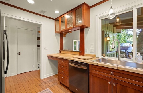 Banner Elk Cottage | Grandfather Cottage-Banner Elk-3BR/2.5BA, WFIF, AC Fire Pit