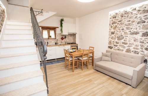 Agerola Ski Chalet | Grandma Olga's Little House: your Chalet for relaxation and privacy.