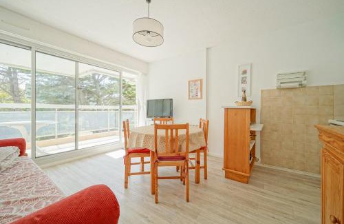 Trebeurden Apartment | Granit & Vagues - Balcon vue mer, séjour à Trébeurden, front de mer