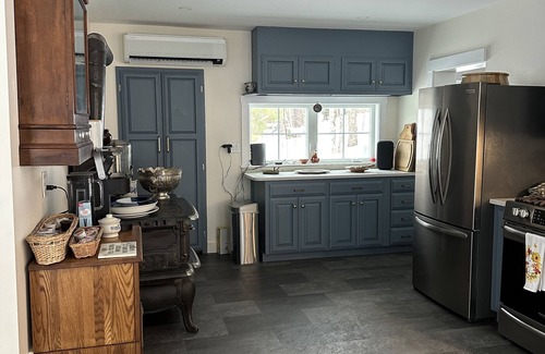 Munsonville House | Granite Gables