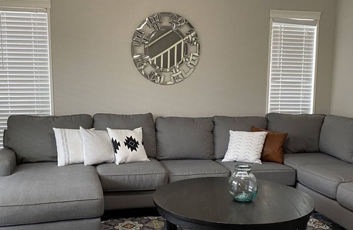 Grapevine House | Grapevine Getaway w/ Pool