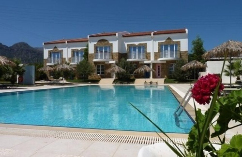 Pilalimata House | Grapevines Villa Annie, stunning villa in idyllic Makry Gialos, South East Crete