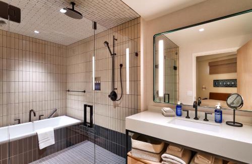 Moab Hotel | Gravity Haus Moab