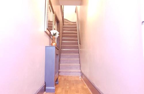 West Thurrock House | Grays Rest Over, with free parking