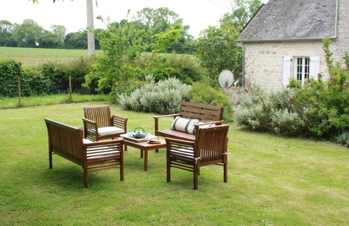 Isigny-sur-Mer Cottage | Great Ancient Renovated with fireplace and billiards