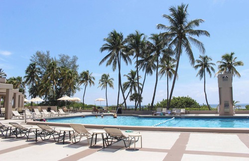 Key Biscayne Condo | Great Apartment on Key Biscayne, in an exclusive condo with private beach access