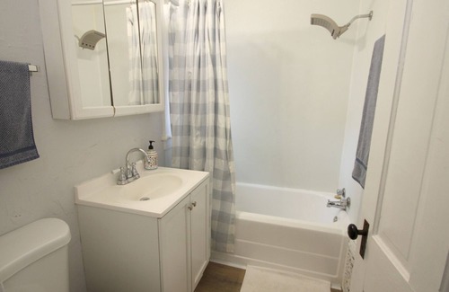 Rockford Apartment | Great apartment