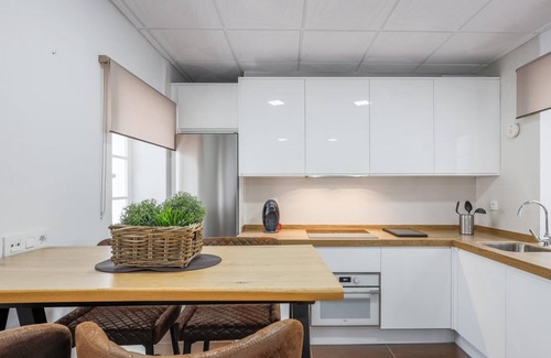 Old Town Apartment | GREAT DREAM APARTMENT ↑ QUALITIES 5 BED 2 BATHS