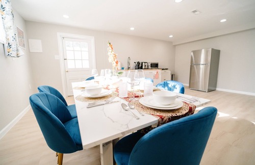 Great Falls House | Great Falls Modern Escape: 10BR/5BA Luxury Retreat!