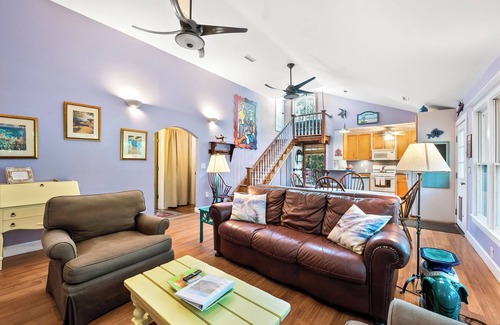Folly Beach House | Great Family Beach House and 5% off weekly stays, last minute or mobile booking!