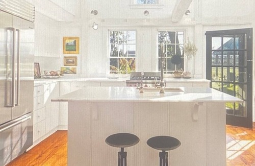 Newport House | Great house in awesome location - walk to downtown