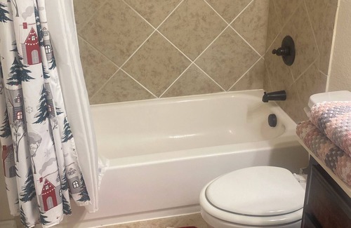 Roanoke House | Great huge house wz swimming pool two story ,huge backyard
