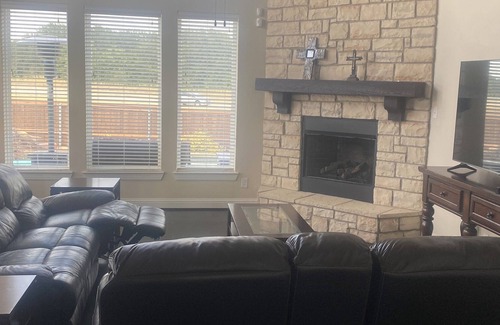 Roanoke House | Great huge house wz swimming pool two story ,huge backyard