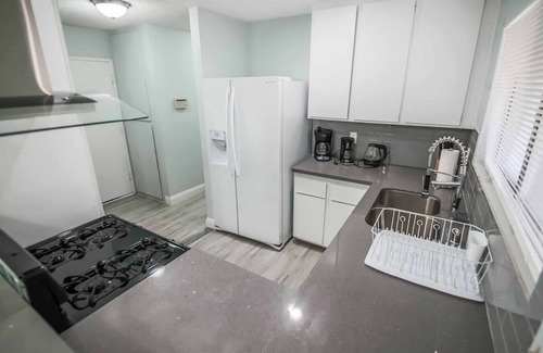 Spring Valley Villa | Great Location! The perfect Vegas getaway.