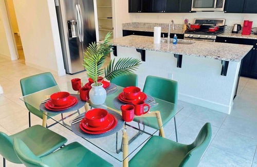 Sparks House | Great Neighborhood /5TVs/Sleeps 10