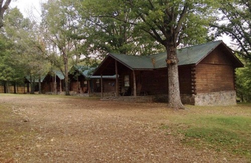 Newnata Cabin | Great Oaks Cabins, Cabin 1