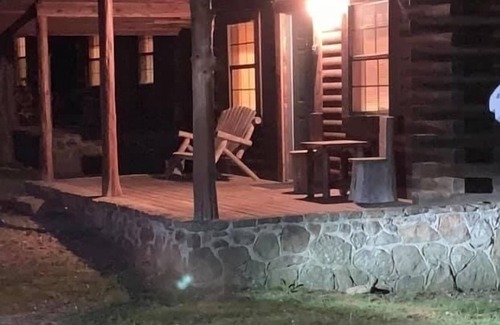 Fifty-Six Cabin | Great Oaks Cabins, Cabin 5