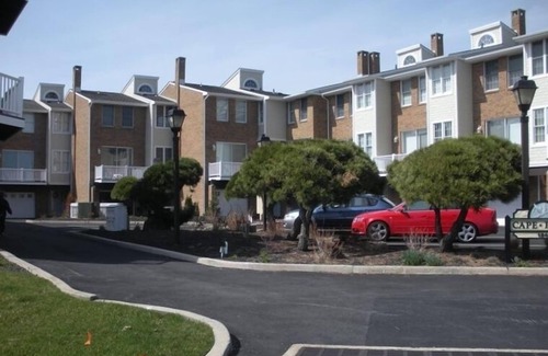 Cape May House | "Great ocean view!" Right across Beach Avenue from the beach, 2-minute walk