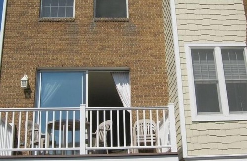 Cape May House | "Great ocean view!" Right across Beach Avenue from the beach, 2-minute walk