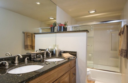 Snowmass Village Condo | Great Rates, Easy access, 2BR, 2BA, Condo with outstanding view. Pool &Hot Tub