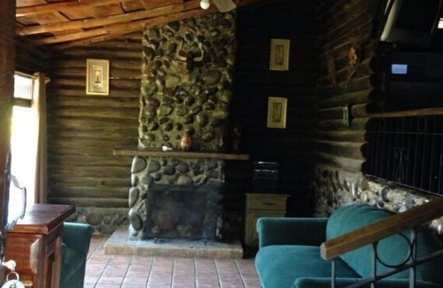 Barva House | Great Rustic Bungalow