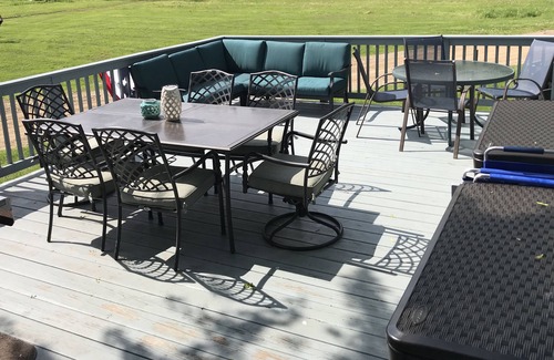 Lake Michigan Beach Villa | GREAT SEPT DATES for apple picking & wine tasting. Rent 2 nights 3rd night free.