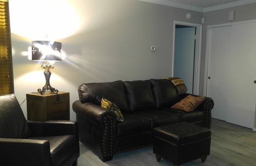Country Meadows House | Great Townhome Close to Golf, Spring Training, Casino, Luke AFB