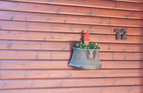 Barbis Ski Chalet | Great vacation apartment with fireplace for cozy evenings on the upper floor and sauna