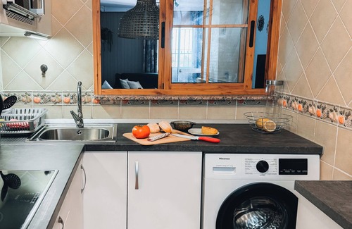 Isla Cristina Apartment | Great vacation home & sun terrace right by the sea