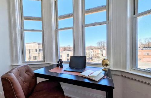 Seward Place Apartment | Great Value Unit in Union A11
