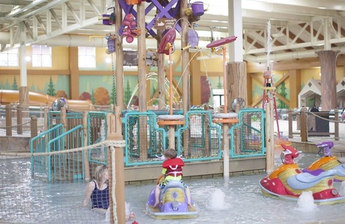 Lake Delton House | Great Wolf Lodge Wisconsin Dells - Amazing Resort w/Indoor Park Fun Included!