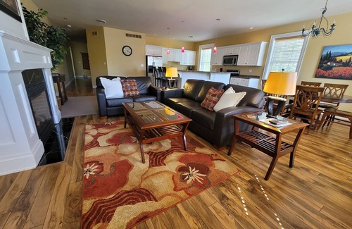Old Town Historic District Apartment | Greaves Sweet Escape
