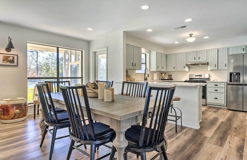 Molino House | 'Green Acres' Home w/Fire Pit + Fishing Pond