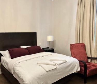 Harlesden Hotel | Green Ariana Hotel - near Wembley and central London