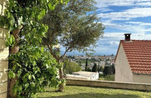 Kamen Apartment | Green Garden beautiful apartment in Split