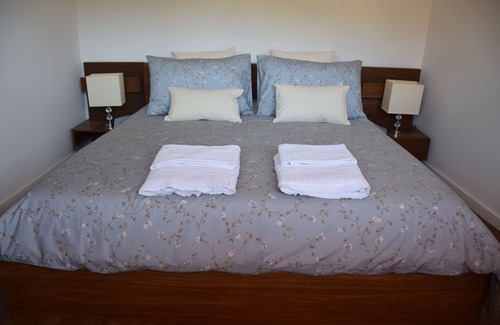 Lordelo do Ouro e Massarelos Bed & Breakfast | Green House - Room 2