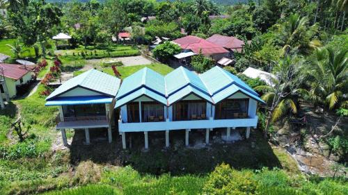 Bukit Lawang Hotel | Green soul guest house only book trekking with us