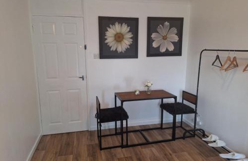 Huntingdon House | Greensfield Lodge